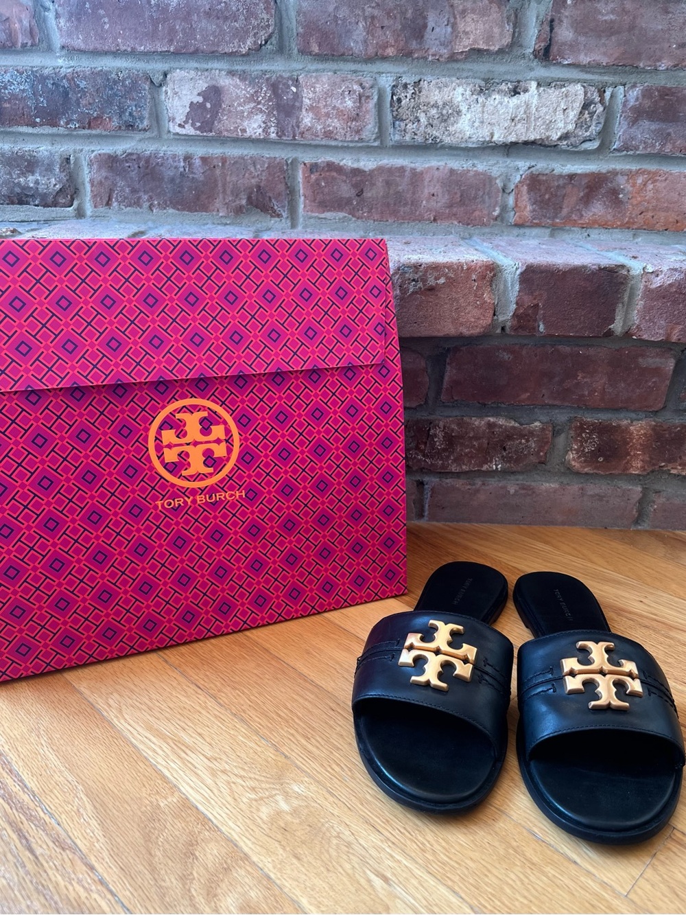 Tory Burch Perfect Black Everly Leather Slide Sandals
